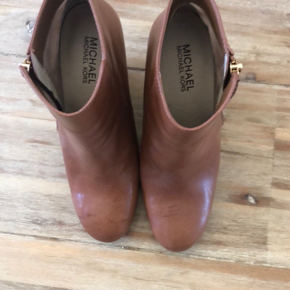 Michael Kors Bootie women’s size 7.5 - Picture 3 of 8